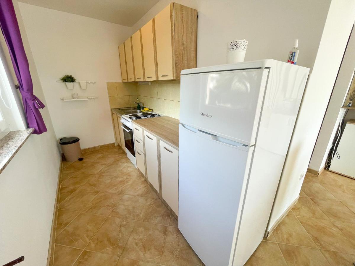 Apartment Nika 2 ดรามัลย์ ภายนอก รูปภาพ
